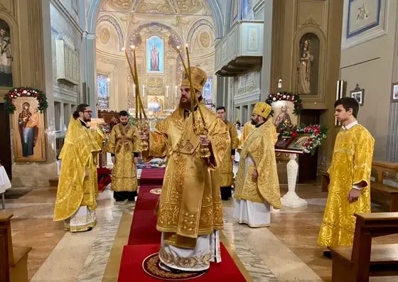 Intrarea episcopului în Biserică